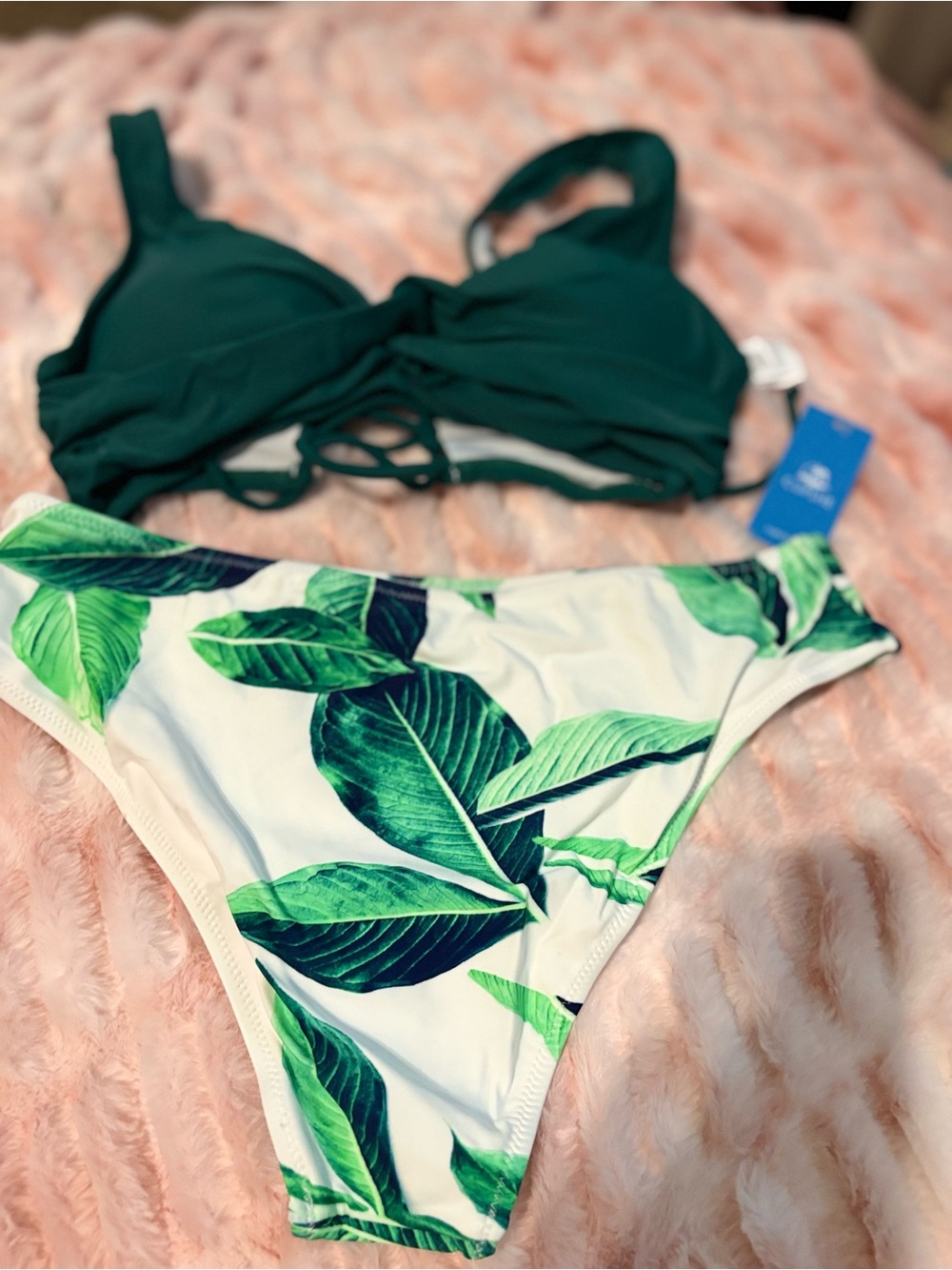 Cupshe Dark Green Lace-Up Bikini Top with White Tropical Leaf Print Bottoms